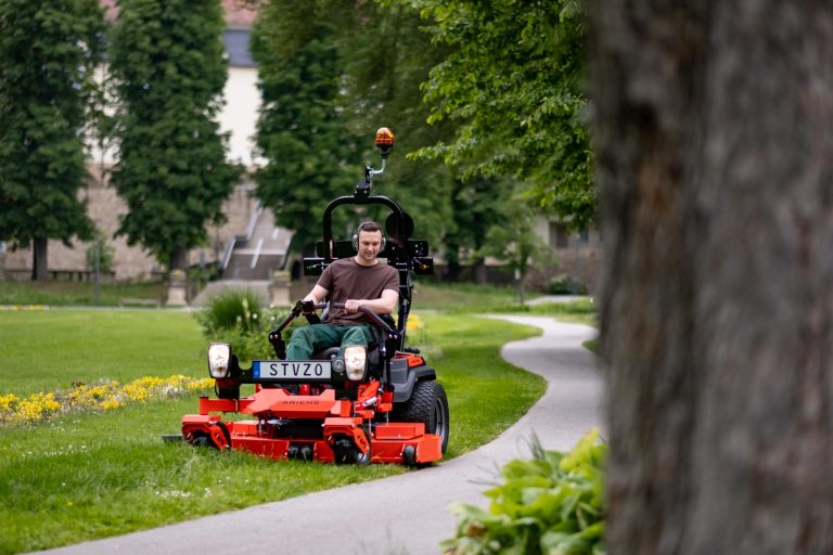 Zero-turn mowers from Ariens 2025 –