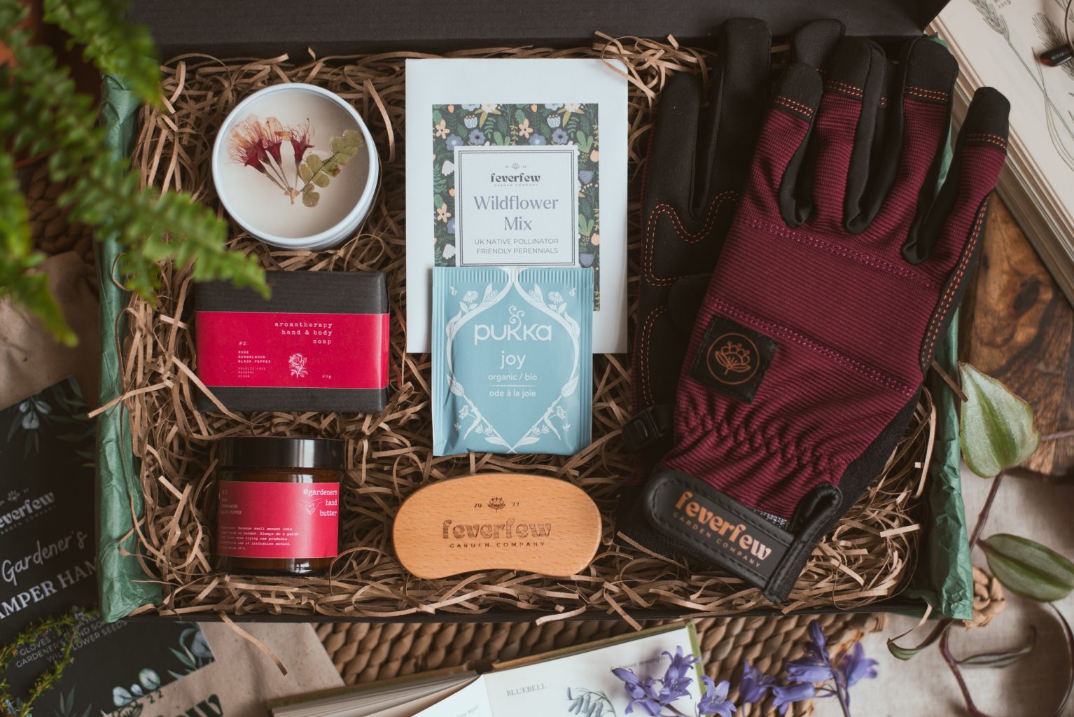 Feverfew Gardeners Luxury Pamper Hamper