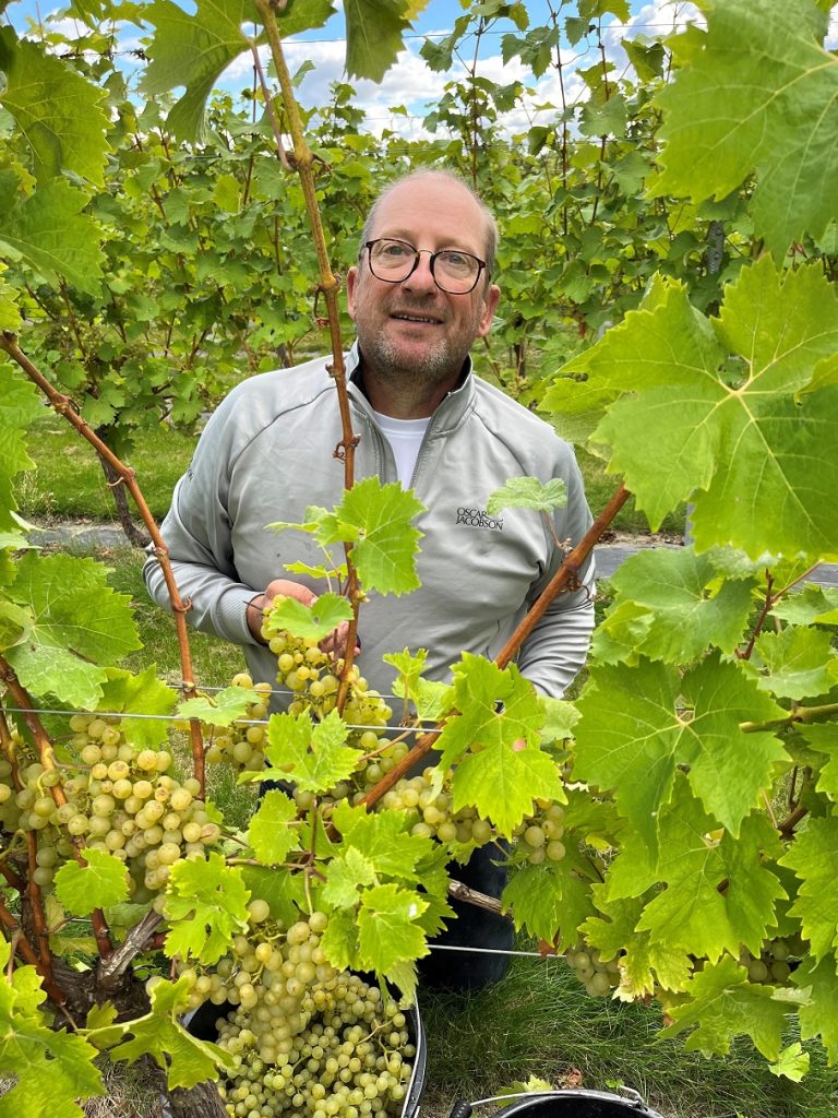Award-winning vineyard offers English Wine Week ‘Taste of Herefordshire’ tours & tastings 3 Pic 1 Co founder Richard Baker from Foxbury Fields Vineyard which is hosting free tours and tastings