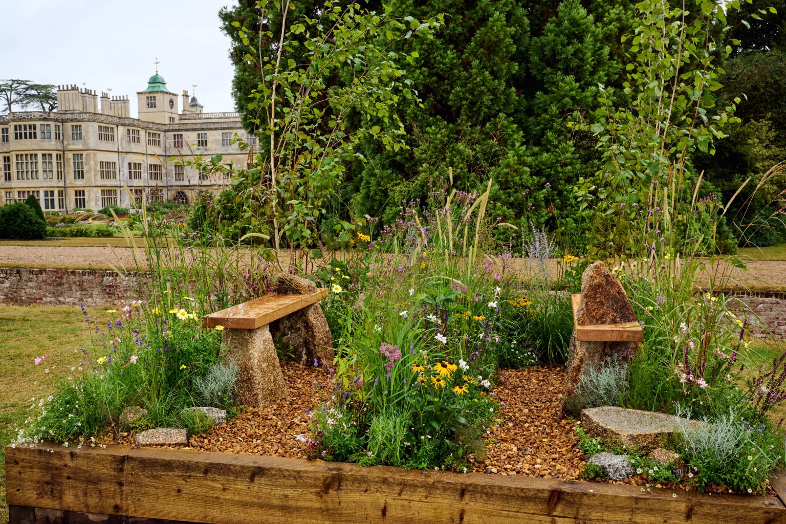 Best Beautiful Border win for Bishop’s Stortford designer at BBC Gardeners’ World Autumn Fair 1 Conversation in Bloom