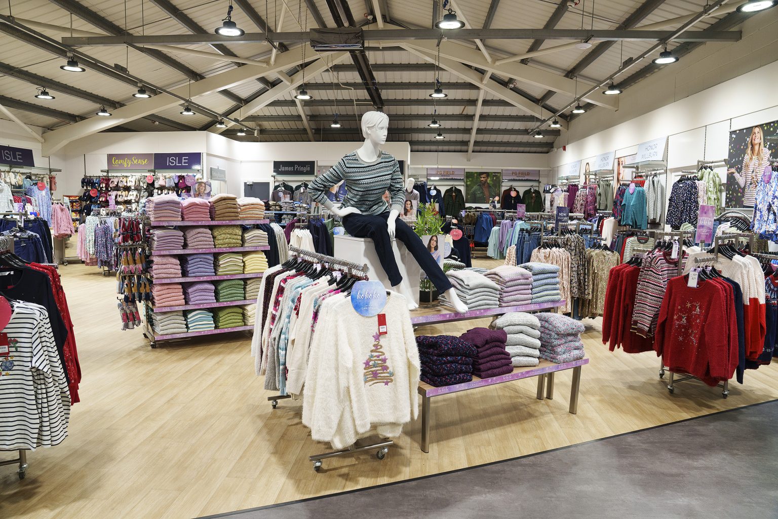 Dobbies continues national refurbishment programme with Moreton Park upgrade 7 UNP Dobbies 47298 Moreton Park Refurbishment032